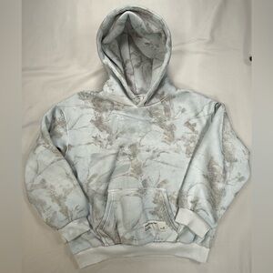 Comfrt Kids Woodland Camo pattern Hooded Sweatshirt in Light Blue